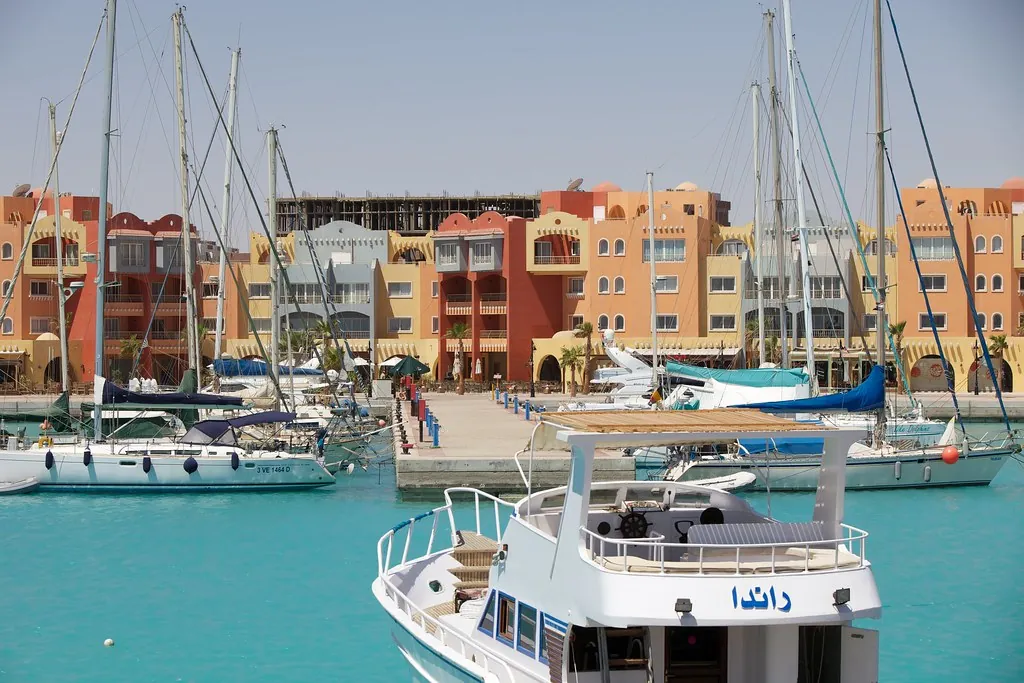 9-Day: Cairo, Nile Cruise, Alexandria & Hurghada