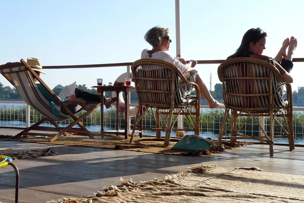 Luxury Small Nile Cruise (Dahabiya)